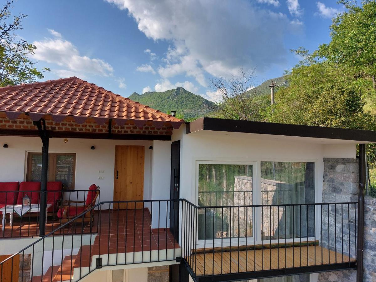 Vila Rira - Rrajce, Shebenik Perrenjas Exterior photo